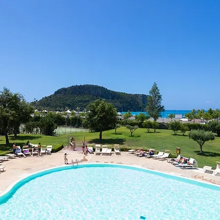 Th - Borgo Di Fiuzzi & 리조트 4*