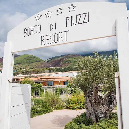 리조트 Th - Borgo Di Fiuzzi &