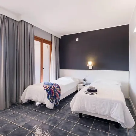 Resort Borgo Di Fiuzzi & 4*