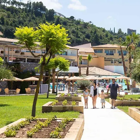 Th - Borgo Di Fiuzzi & リゾート プラーイア・ア・マーレ