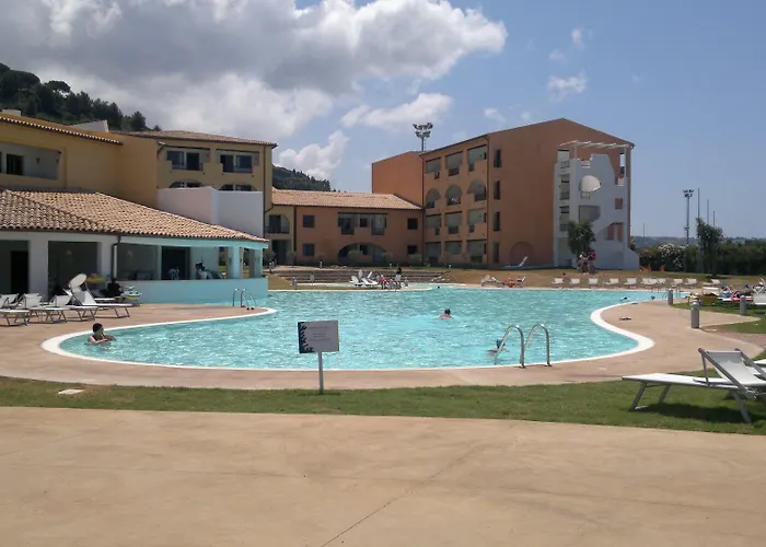 Th - Borgo Di Fiuzzi & 4*